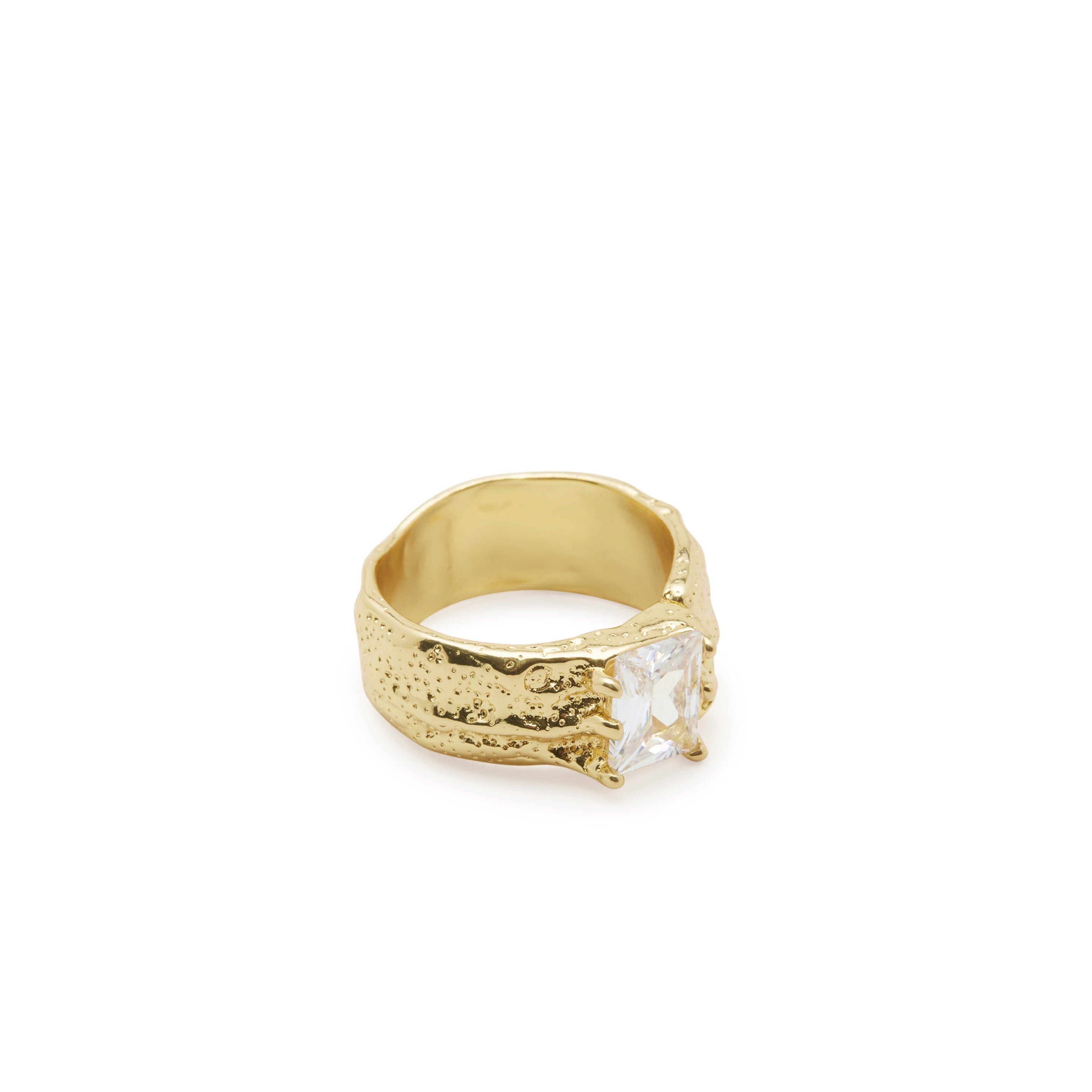 Hera ring